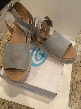 Soda Shoes (Gray Wedges)